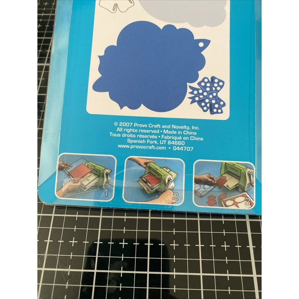 Provo Craft Cuttlebug Cutting Die Tagalicious Tag Alongs Design Tags A2 37-1632‎